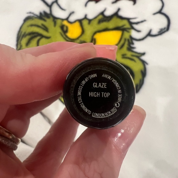 MAC Cosmetics High Top Lipstick from the Fafi Collection - Picture 5 of 7